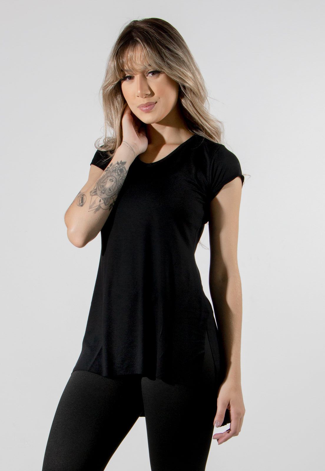 R01-PRETO-P-P, Preto,